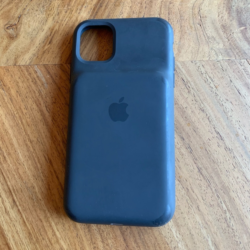 Apple Smart battery chargeable case -iPhone 11